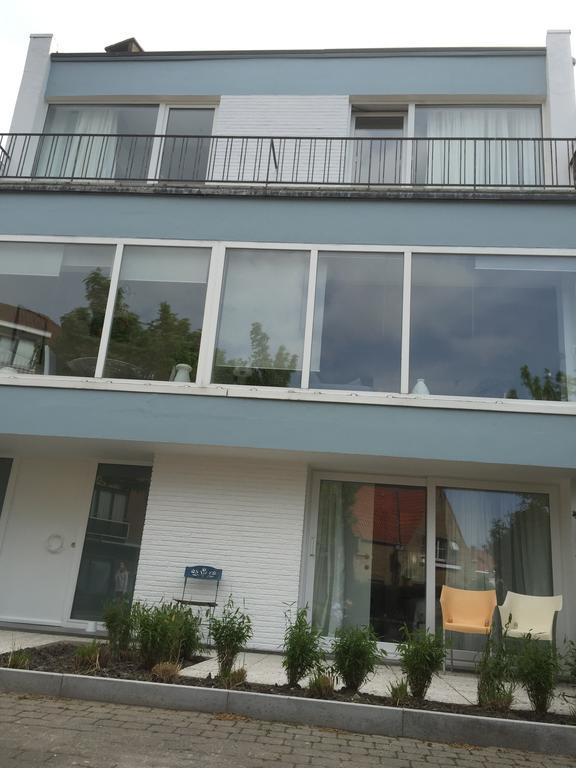 Guesthouse Poppies , Free Parking Oostende Dış mekan fotoğraf