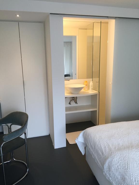 Guesthouse Poppies , Free Parking Oostende Dış mekan fotoğraf